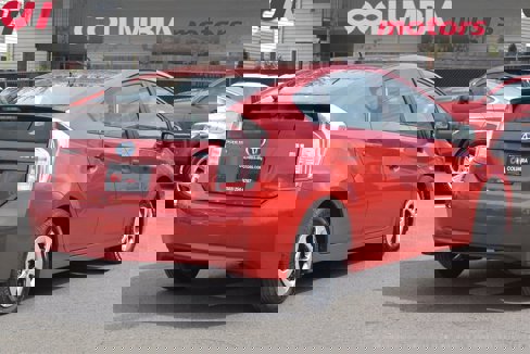 Used 2014 Toyota Prius Two image 5