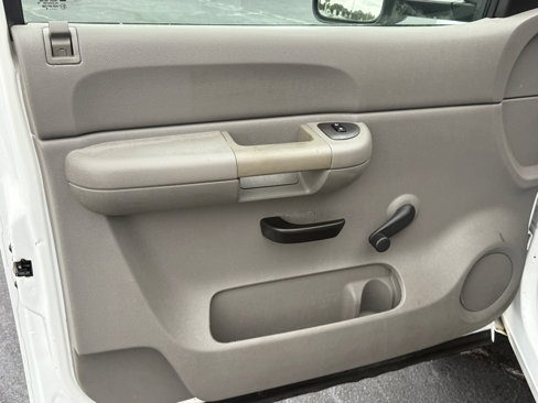 Used 2009 Chevrolet Silverado 2500 W/T image 16