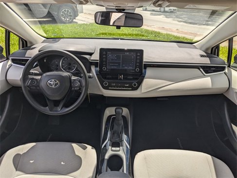 Used 2021 Toyota Corolla LE image 9