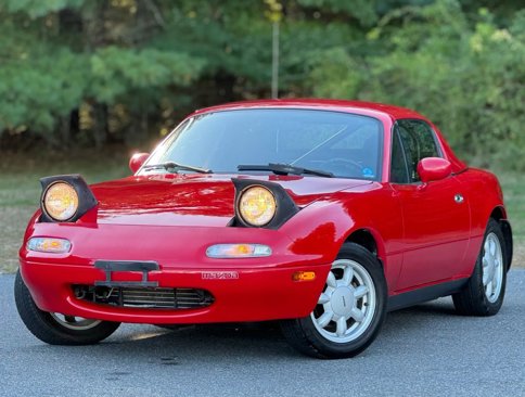 Used 1990 MAZDA MX-5 Miata image 1