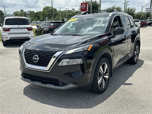 Certified 2023 Nissan Rogue SL image 3