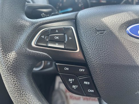 Used 2017 Ford Escape SE image 15