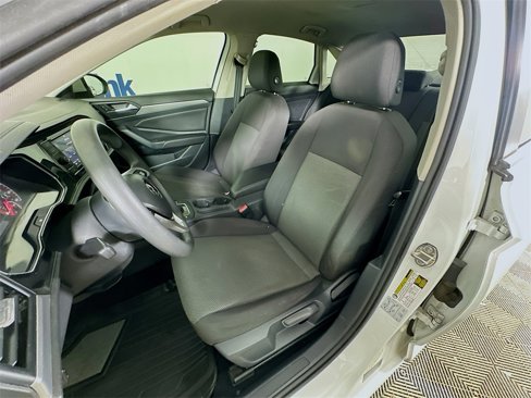 Used 2019 Volkswagen Jetta S image 18
