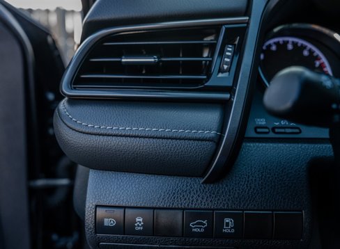 Used 2019 Toyota Camry SE image 18