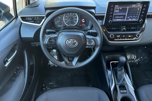 Used 2020 Toyota Corolla LE image 14