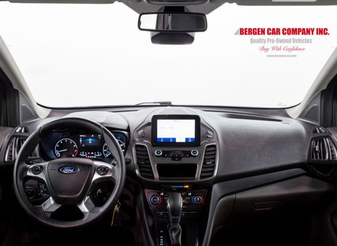Used 2021 Ford Transit Connect XLT image 18