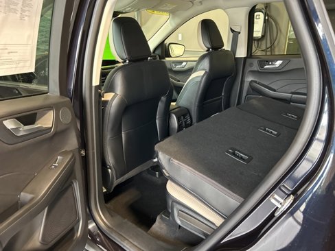 Used 2021 Ford Escape Titanium image 25
