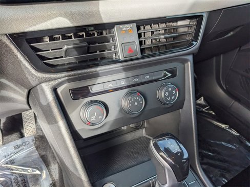 Certified 2022 Volkswagen Taos S image 22