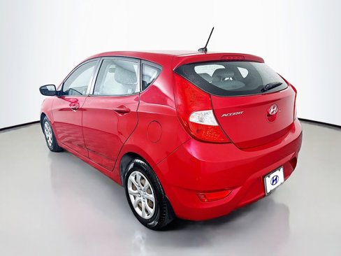 Used 2013 Hyundai Accent GS image 7