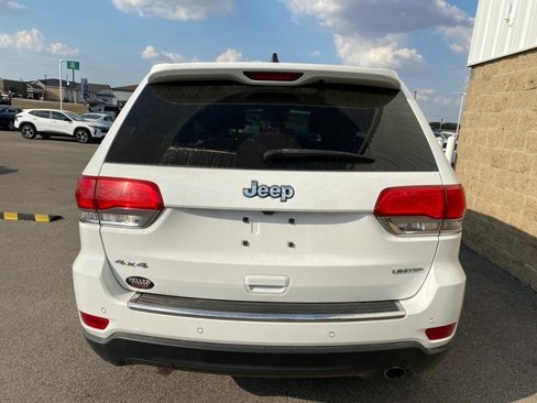 Used 2017 Jeep Grand Cherokee Limited image 6