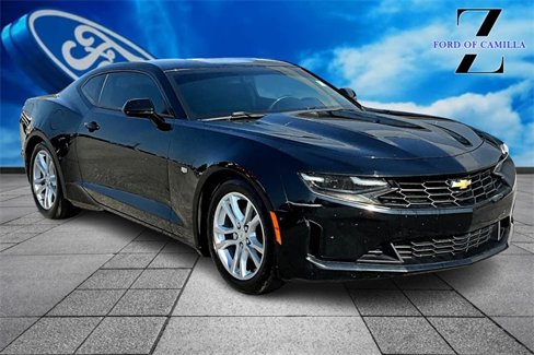 Used 2020 Chevrolet Camaro LS image 9