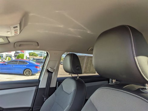 Used 2022 Volkswagen Taos SE image 23