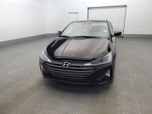 Used 2019 Hyundai Elantra SEL image 15