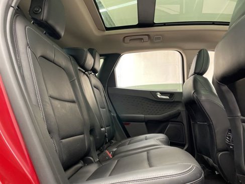 Used 2020 Ford Escape SE Sport image 13