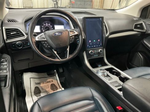 Certified 2023 Ford Edge SEL w/ Sport Appearance Package image 9