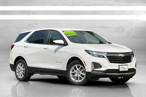 Used 2022 Chevrolet Equinox LT image 2