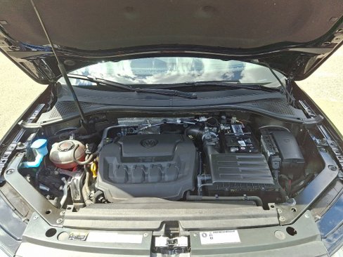 Used 2019 Volkswagen Tiguan SE w/ Panoramic Sunroof Package image 29