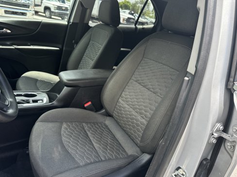 Used 2018 Chevrolet Equinox LT image 29