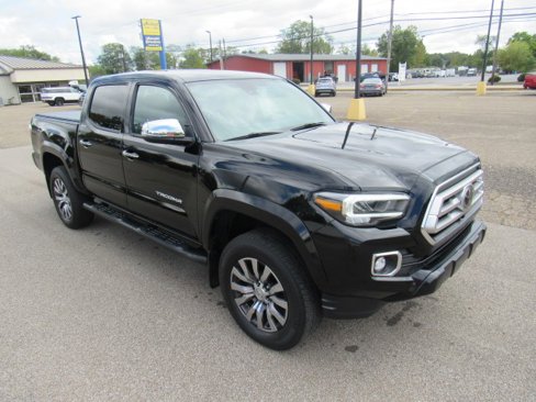 Used 2023 Toyota Tacoma Limited image 8