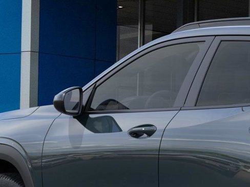 New 2025 Chevrolet Trax LT w/ Driver Confidence Package image 39