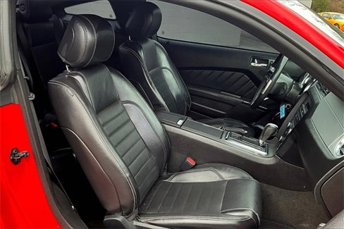 Used 2013 Ford Mustang Premium image 7