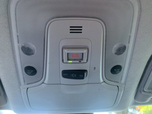 Used 2020 Toyota Prius LE image 35