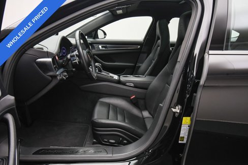 Used 2022 Porsche Panamera 4 Platinum Edition image 19