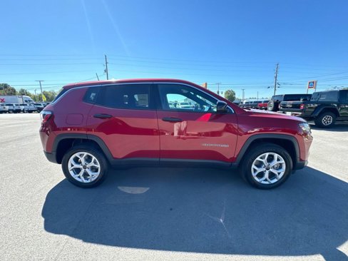 New 2025 Jeep Compass Sport image 8