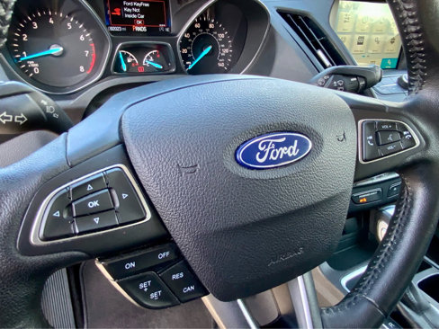 Used 2019 Ford Escape SEL image 42