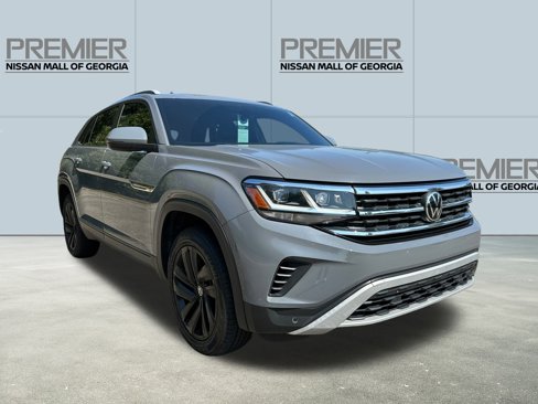 Used 2020 Volkswagen Atlas Cross Sport SE w/ Panoramic Sunroof Package image 3