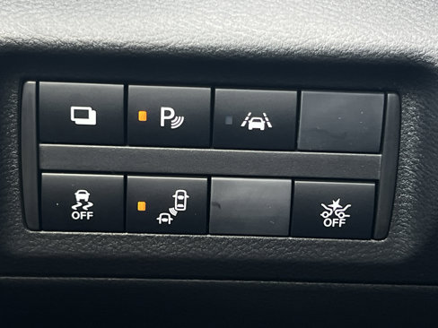 New 2025 Nissan Kicks Play S image 18