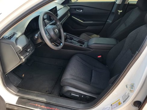 Used 2023 Honda Accord EX image 16