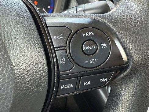 Used 2022 Toyota Corolla LE image 16