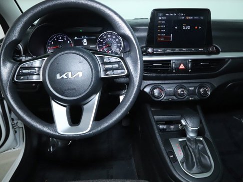 Used 2023 Kia Forte LXS image 27