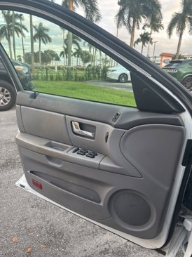 Used 2003 Ford Taurus SES image 7