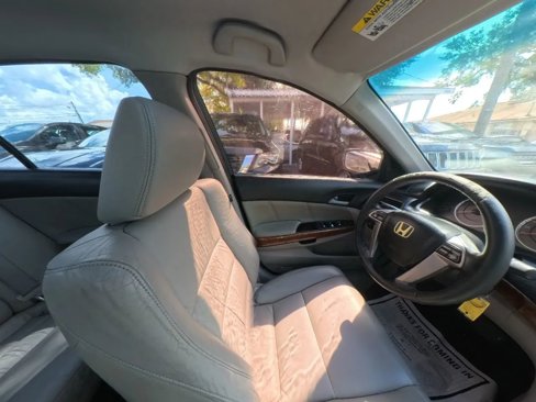 Used 2011 Honda Accord EX-L image 27