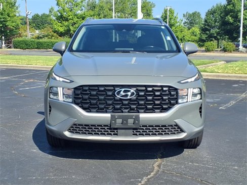 Used 2023 Hyundai Santa Fe SEL image 2