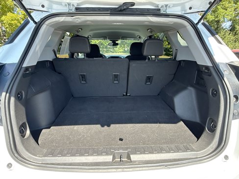 Certified 2023 GMC Terrain SLE image 25