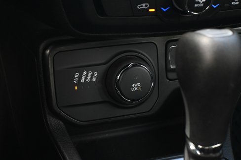Used 2022 Jeep Renegade Altitude image 23