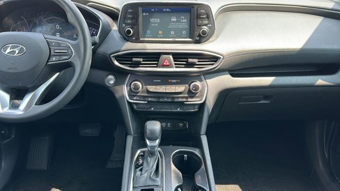 Used 2019 Hyundai Santa Fe SEL image 11
