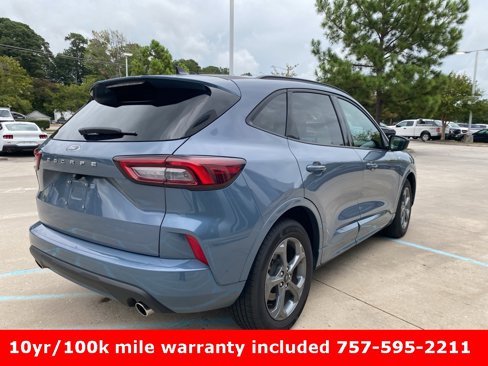 Used 2024 Ford Escape ST-Line image 2