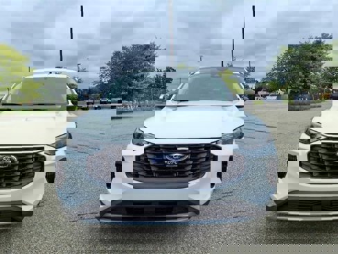 Certified 2023 Ford Escape Active image 2