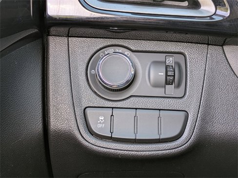 Used 2021 Chevrolet Spark LT image 25