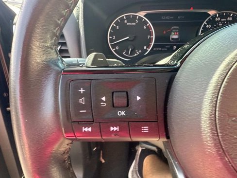 Used 2023 Nissan Rogue SV w/ SV Premium Package image 30