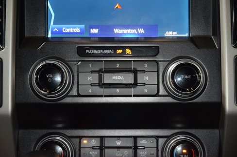 Used 2020 Ford F150 Lariat w/ Equipment Group 502A Luxury image 28