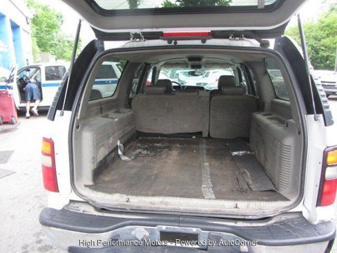 Used 2005 Chevrolet Suburban 2500 w/ Skid Plate Package, Off-Road image 8