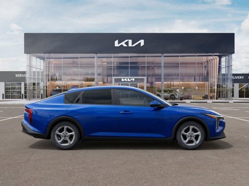 New 2025 Kia K4 LXS image 7