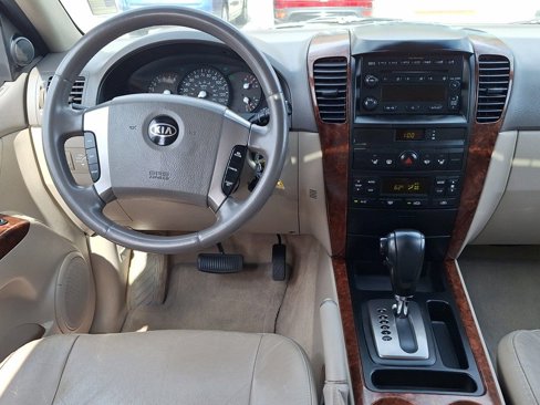 Used 2004 Kia Sorento 4WD image 11