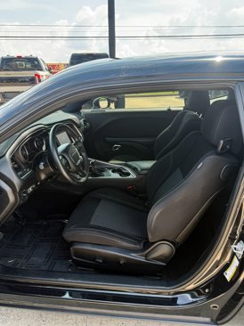Used 2018 Dodge Challenger SXT w/ Driver Convenience Group image 14