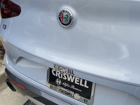 Used 2023 Alfa Romeo Stelvio Ti image 17